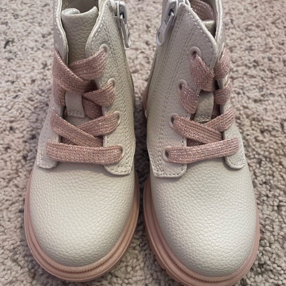 NWT Cream and Pink Boots - 7T (toddler)